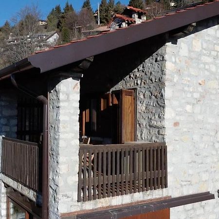 Ferienwohnung Casa Emy Adrara San Rocco Exterior foto